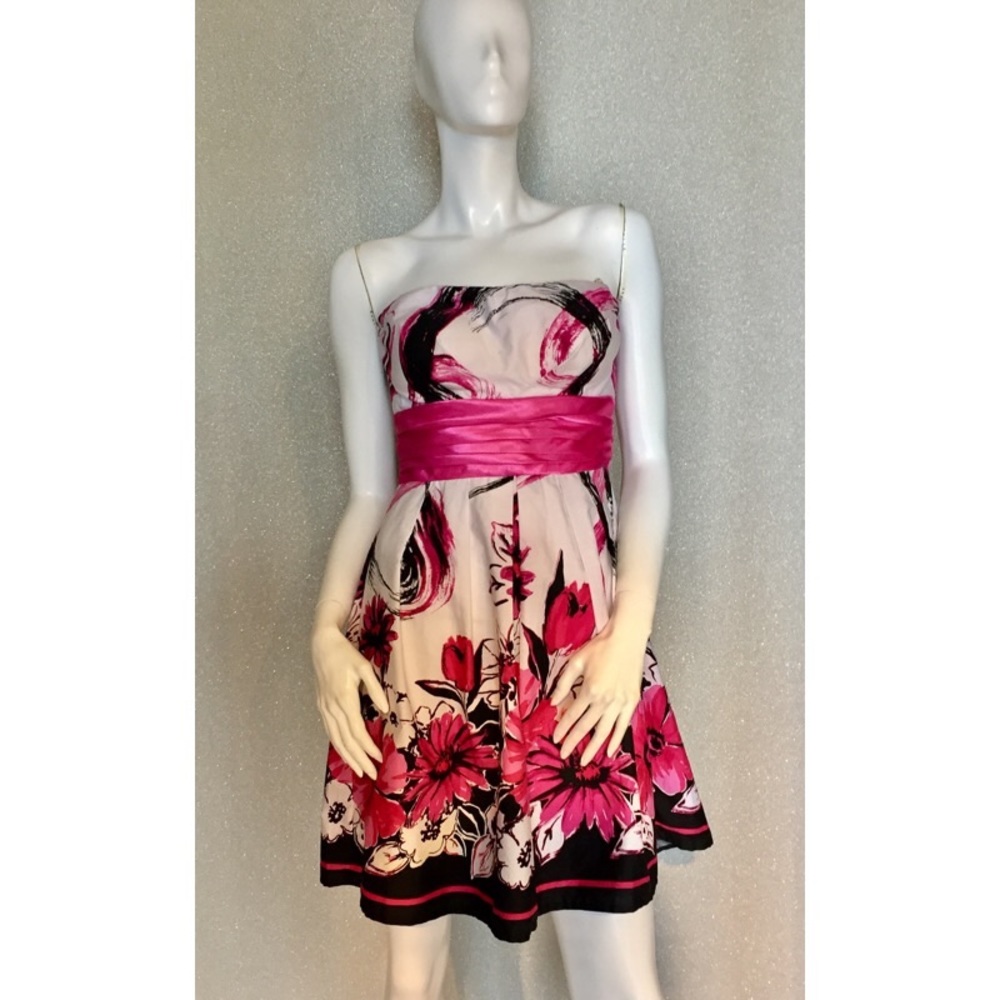 Strapless Floral Cocktail Dress - Size 8 (NWOT)
