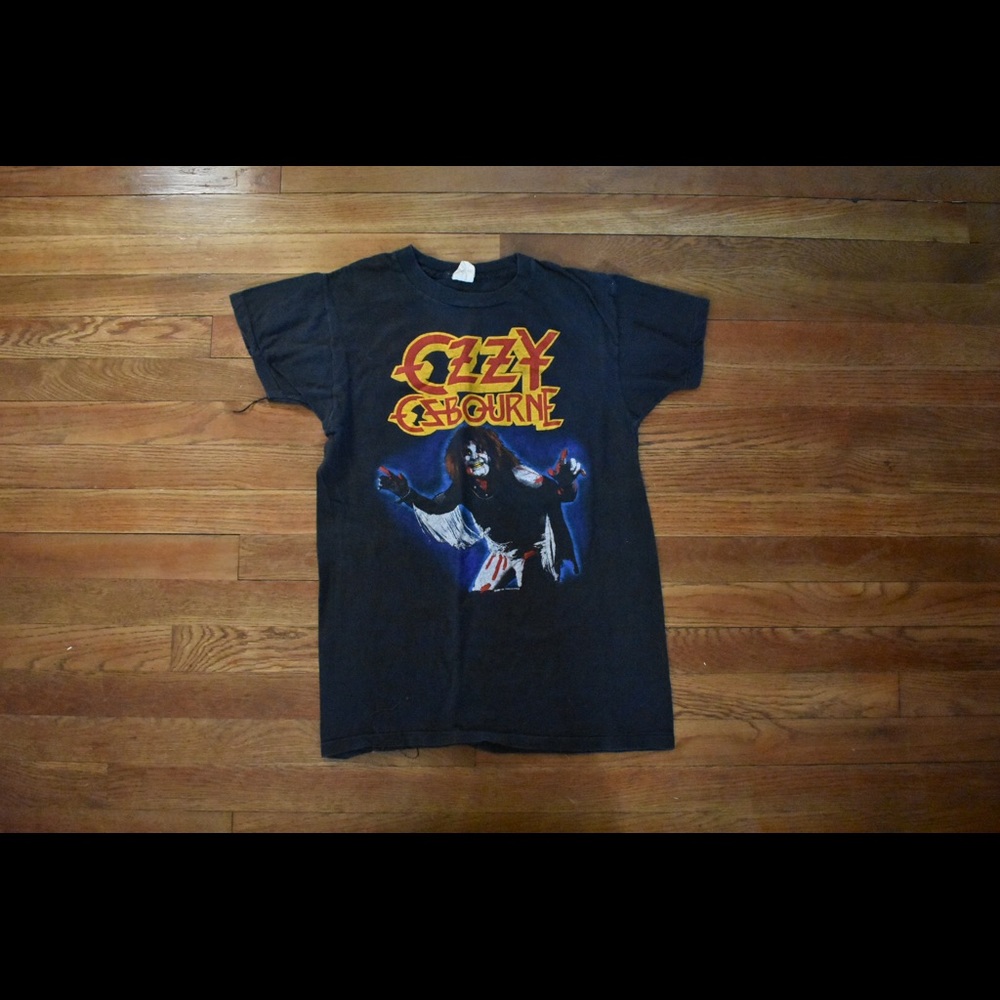 '81 Ozzy Diary of a Madman Tshirt. Mens Small