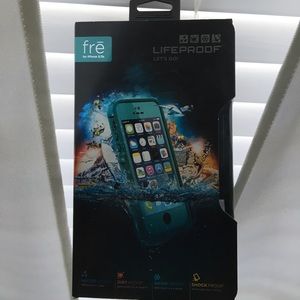 iPhone 5/5S/5Se Fre LifeProof case