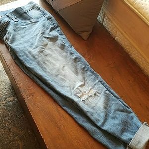 Destructed Maternity jeggings