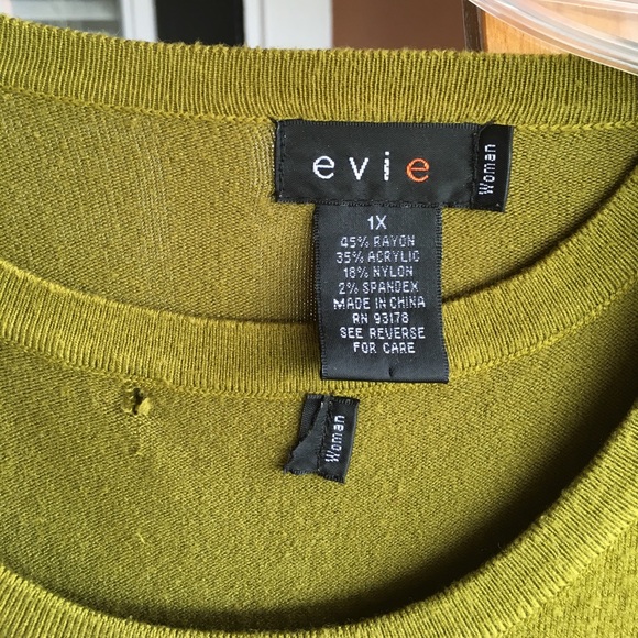 Olive green sweater set (2nd pic shows true color) - Picture 2 of 4