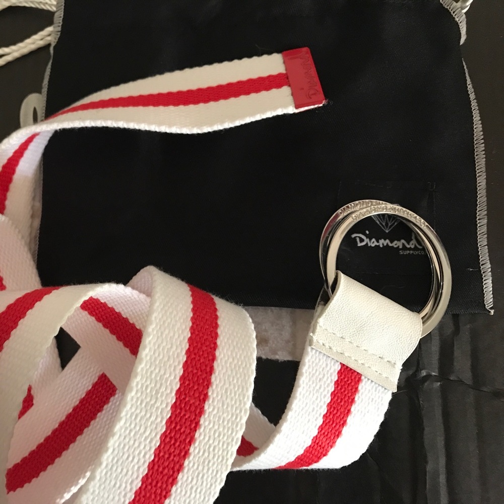 38 waist belt. Diamond supply co.