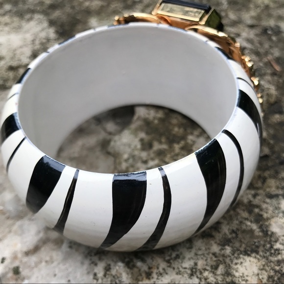 ✨Wooden bracelet with decorative black stone✨ - Picture 5 of 8