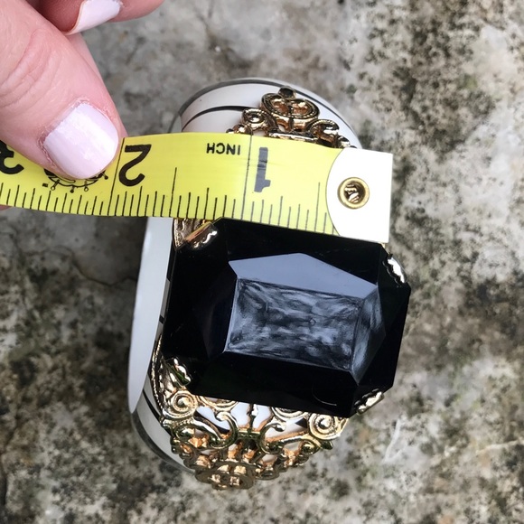 ✨Wooden bracelet with decorative black stone✨ - Picture 7 of 8