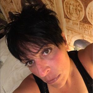 Meet your Posher, Renee