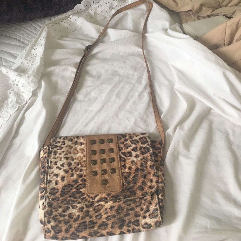 Cheetah shoulder bag