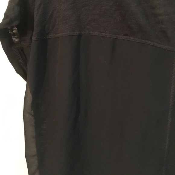 Aerie Black comfortable T shirt with sheer back - Picture 3 of 4
