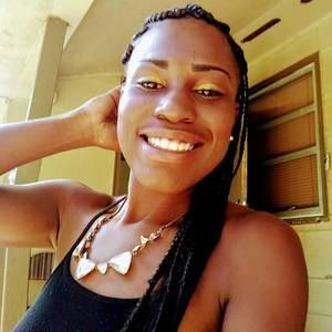 Meet your Posher, Destiny