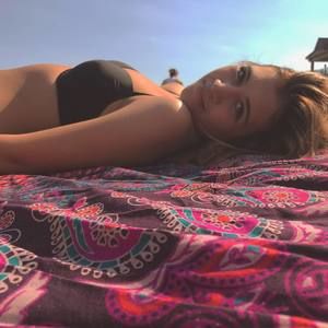 Meet your Posher, Anna