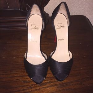 100% Authentic Christian Louboutin Pumps