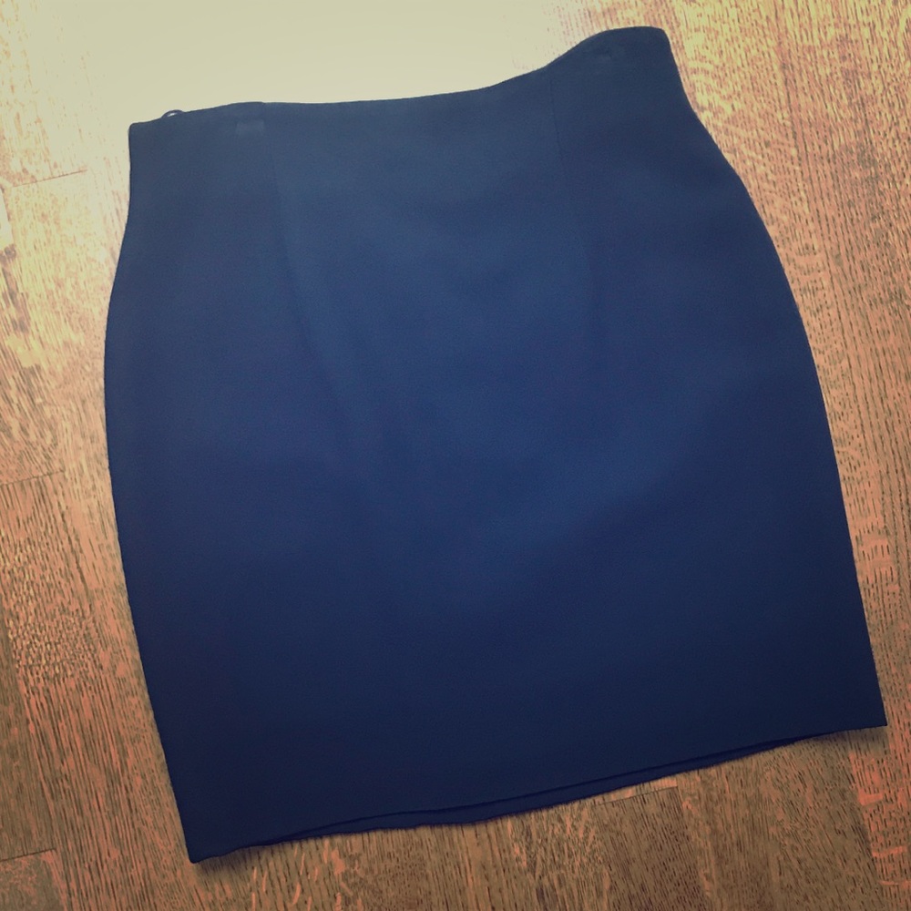 Navy blue wool blend skirt