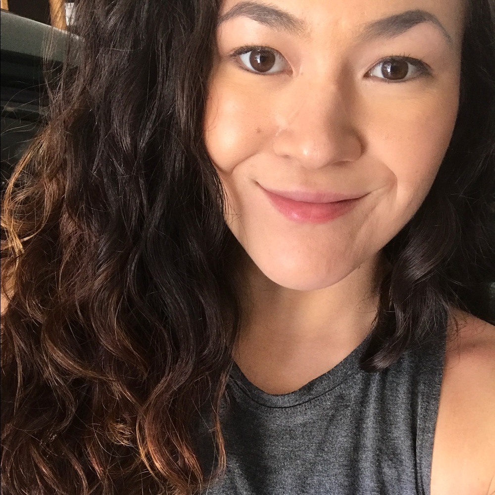 Meet your Posher, Nicole