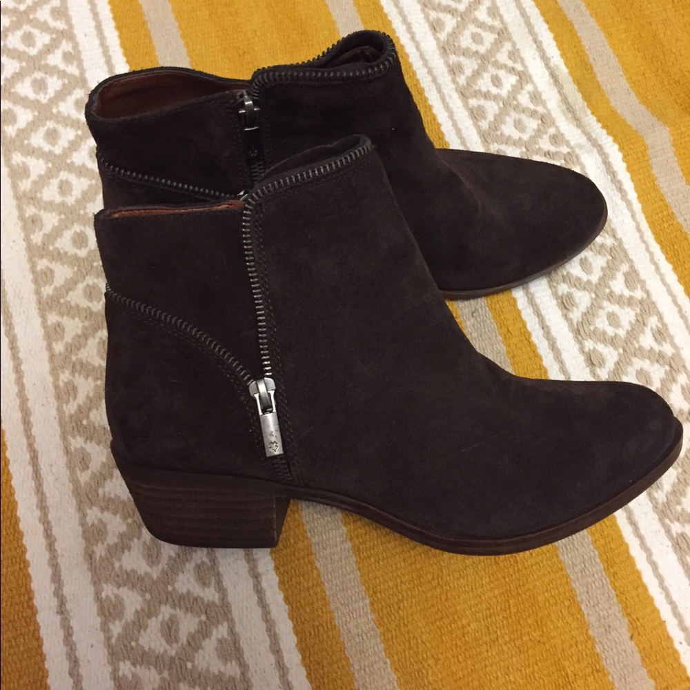 NWOT Lucky Brand Booties