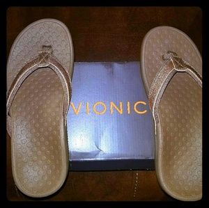 Vionic Ortho Flip Flops