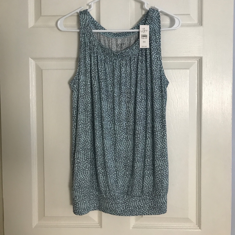 Sleeveless top.