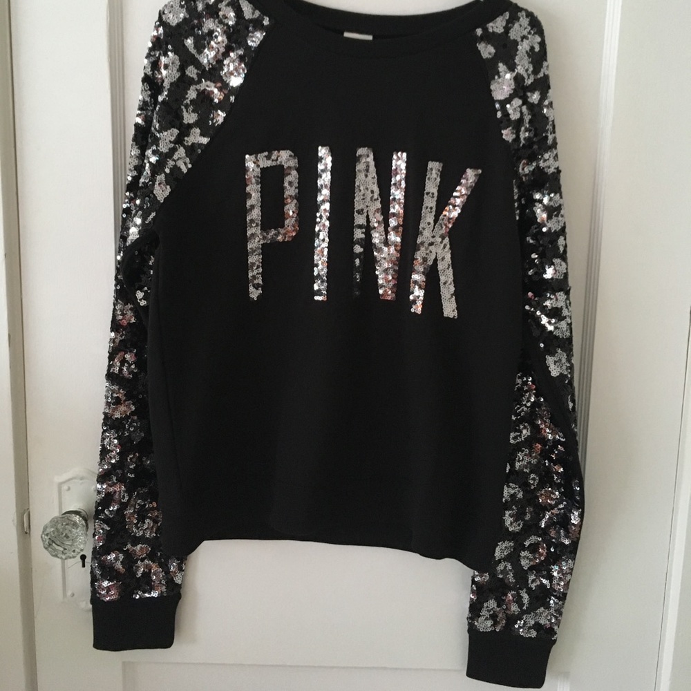 Victoria Secret sparkly crewneck NWOT💖VERY RARE💖