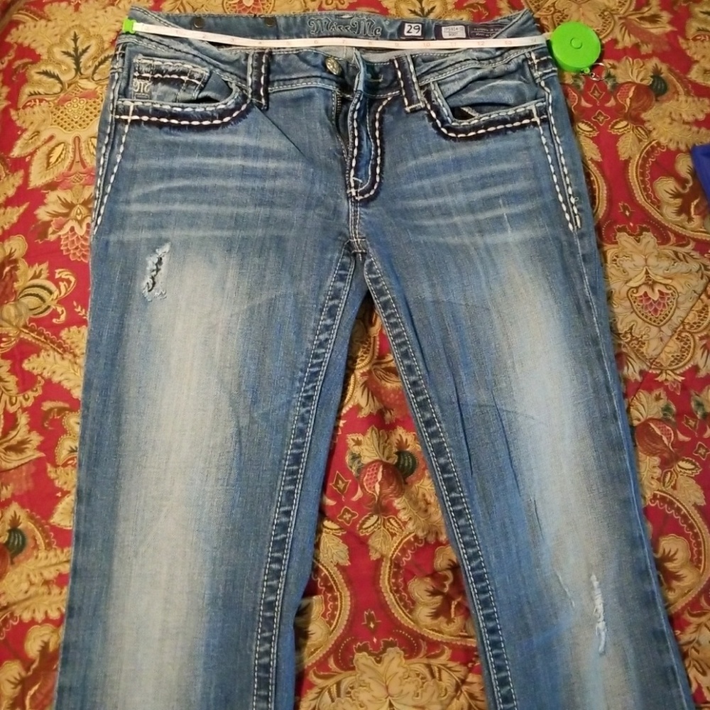 💕💕Miss Me Boot Cut Jeans size 29💕💕