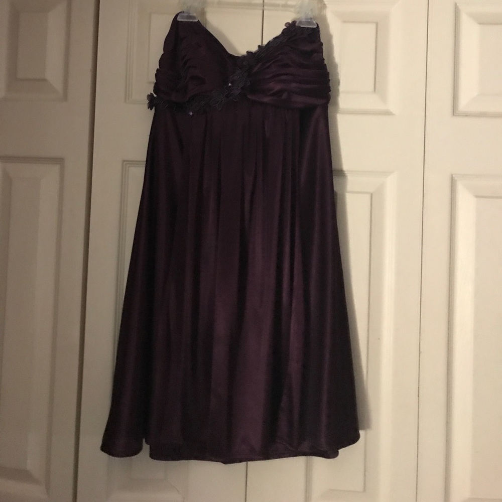 Purple strapless homecoming dress