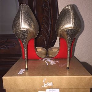 Christian Louboutin Iriza Pumps