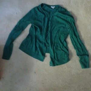 Green old navy sweater