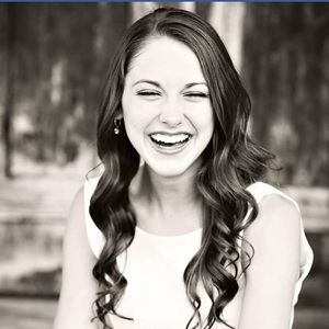 Meet your Posher, Emma