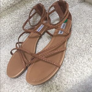 NWOT Steve Madden brown braided sandals