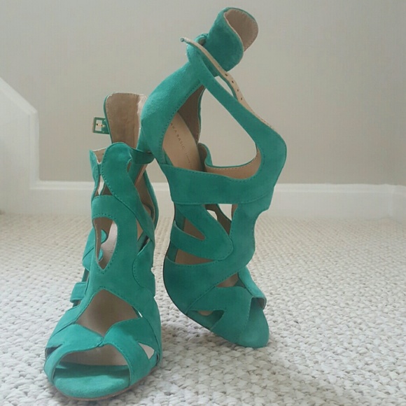 Green Sandals - Picture 1 of 6