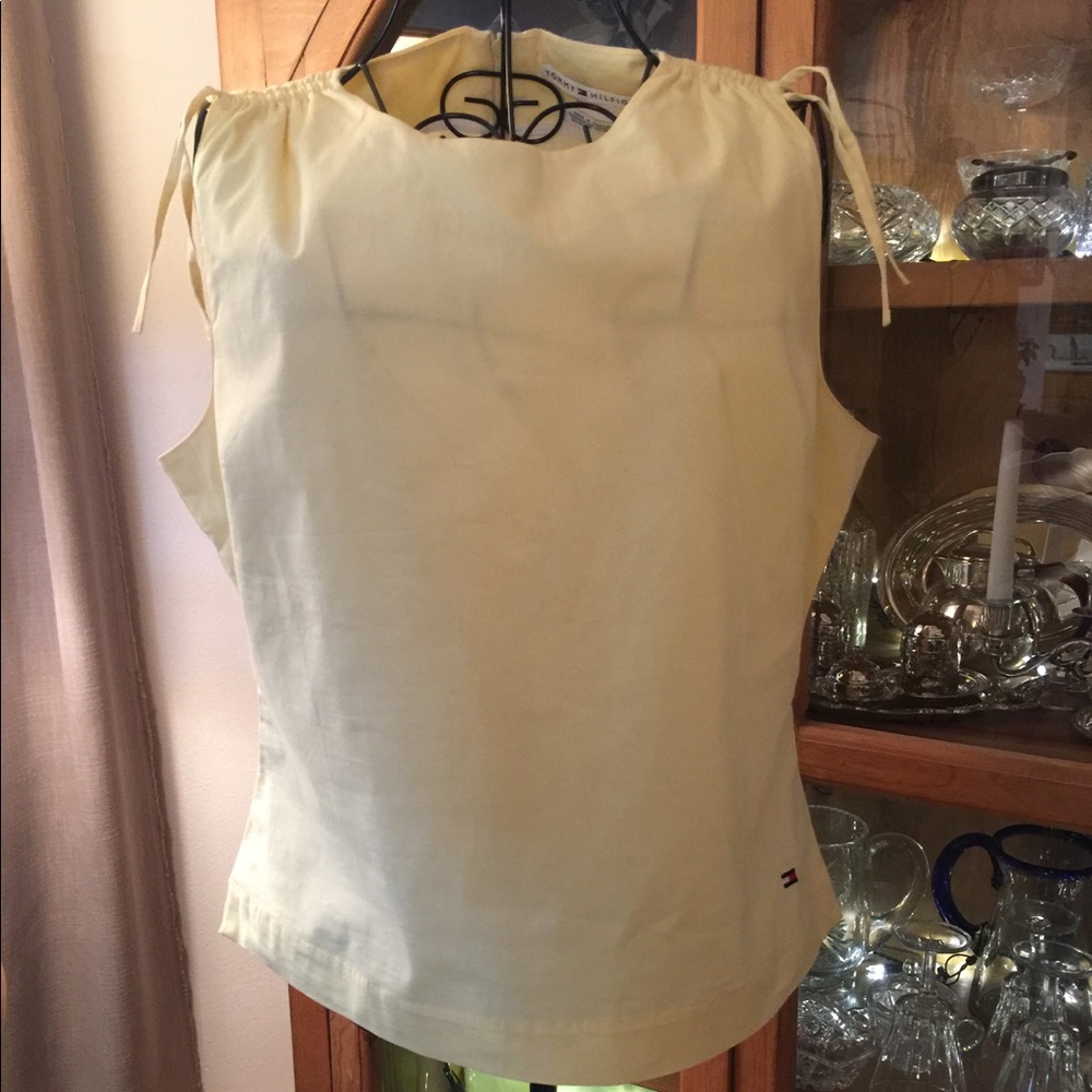 Classic Tommy Sleeveless top