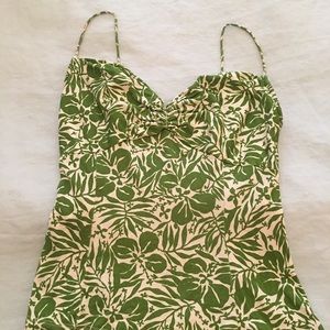 Diane von Furstenberg 100% Silk Top size 2