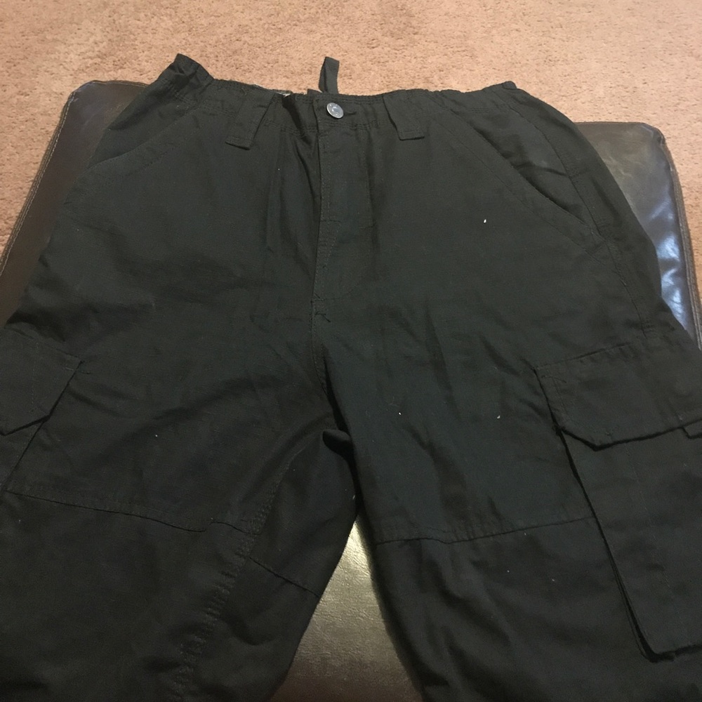 Black champs sports gear Cargos