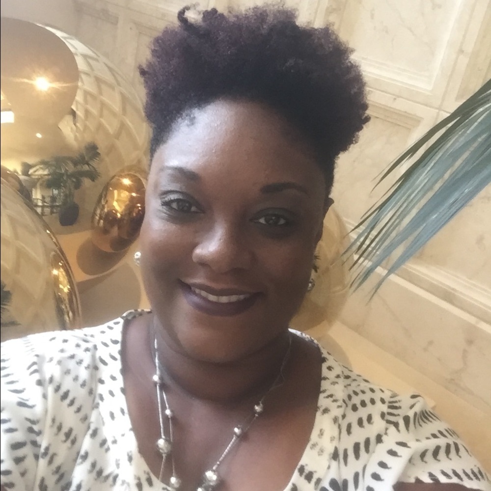 Meet your Posher, Joy
