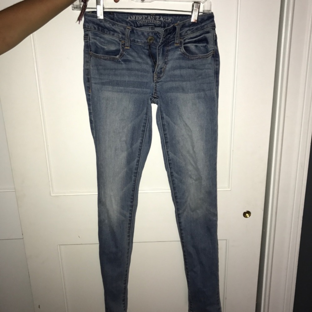 Light wash jeans