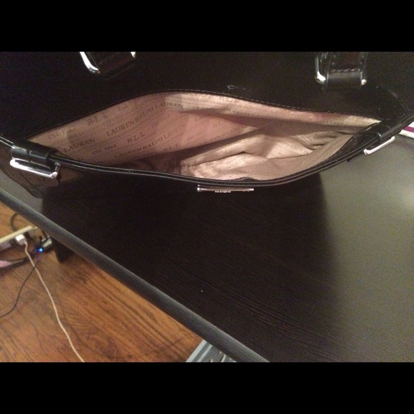 Ralph Lauren medium sized business bag/ tote! - Picture 6 of 8