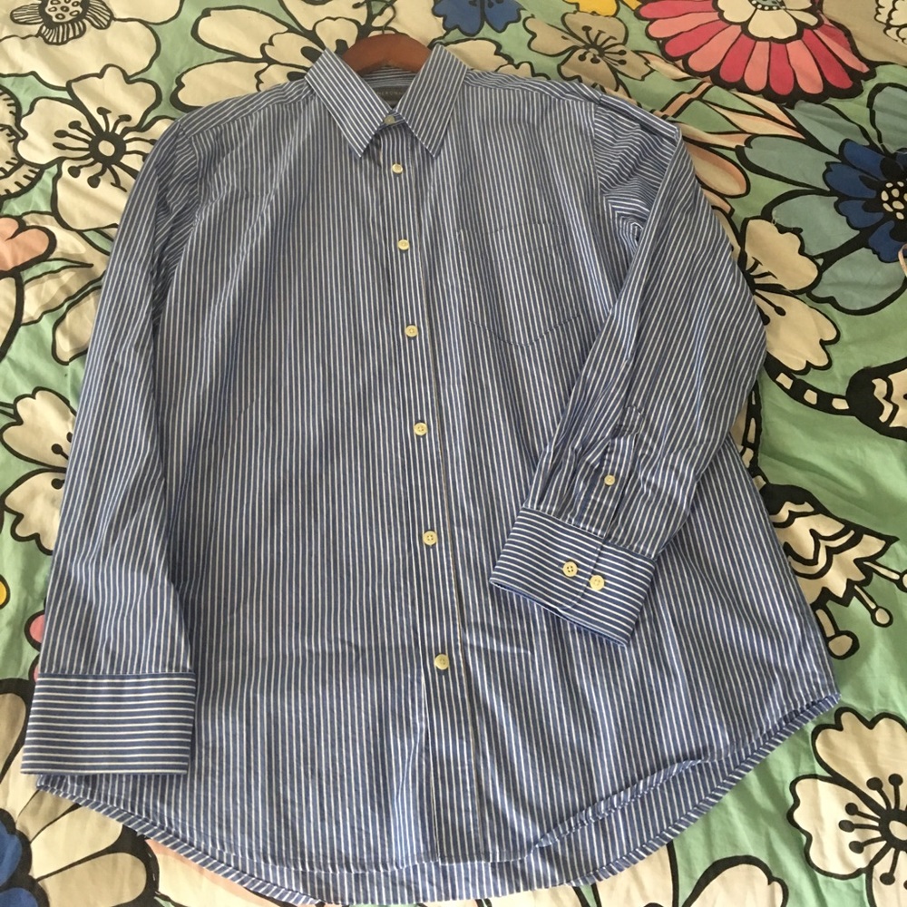 Men's Merona L blue white stripe dress shirt!