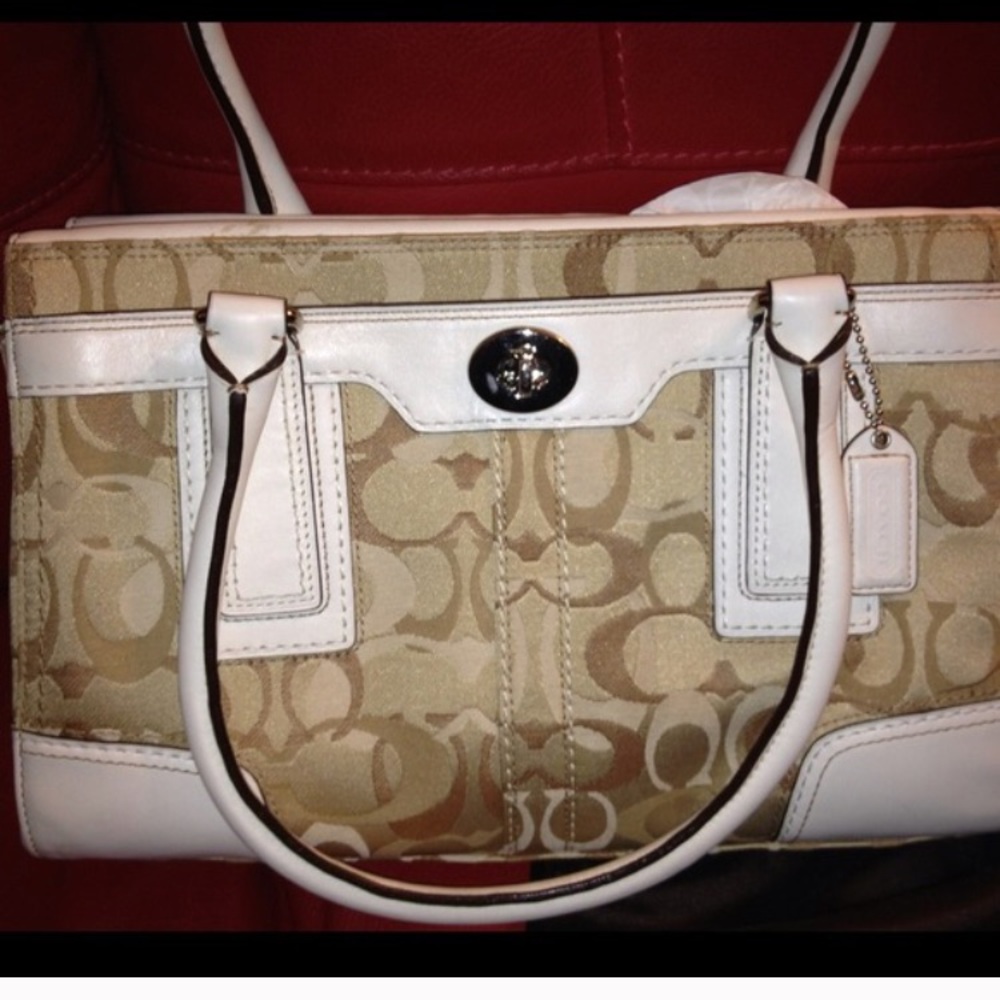 Authentic Coach Purse - Picture 2 of 2