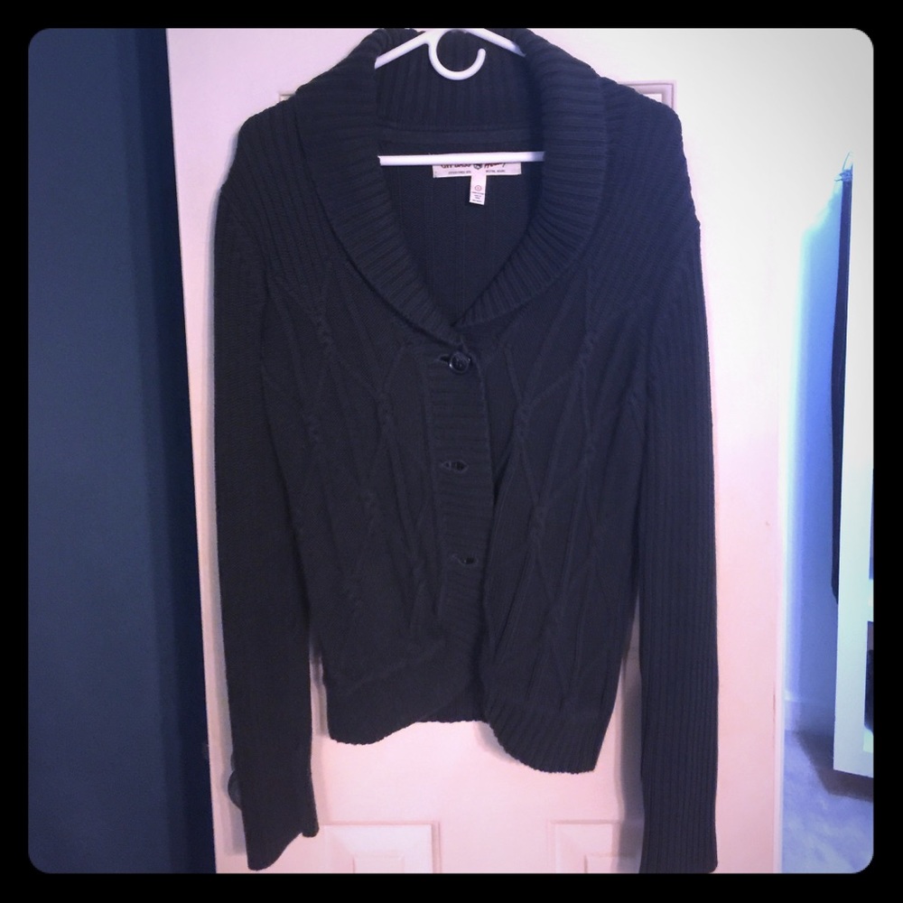 GH Bass Button up Sweater.