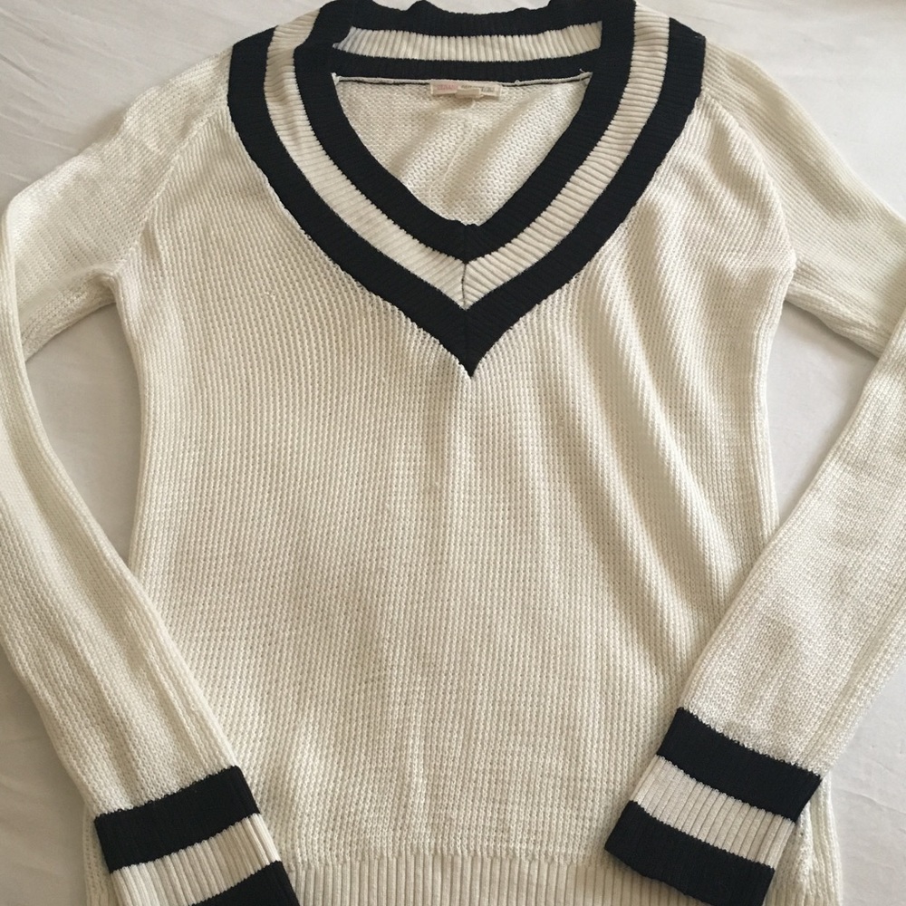 Black/White V-Neck Sweater