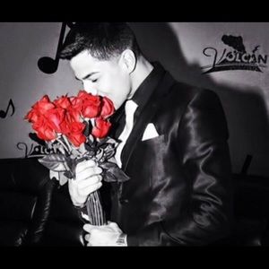 Meet your Posher, Violeta