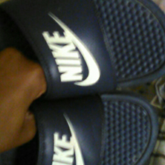 Brand new nike slippers