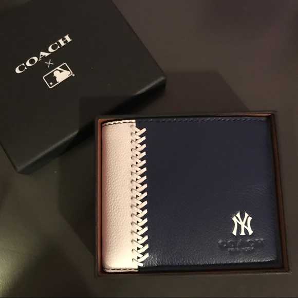 Coach Other - Men's MLB NY Yankees Coach Wallet