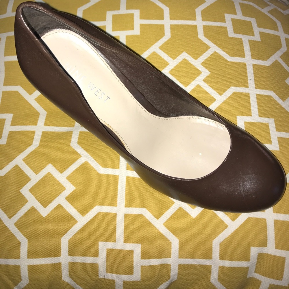 Nine West Dark Brown Pumps