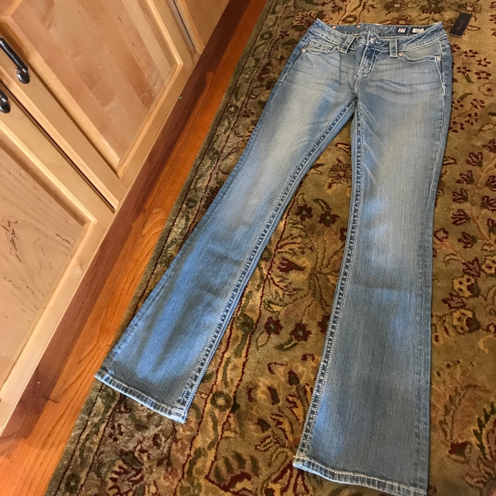 Miss Me boot cut jeans size 27