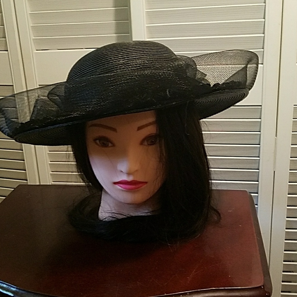 Alluring Black Hat with Back Bow