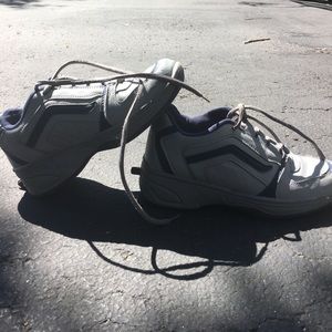 2008 heelys grey and blue