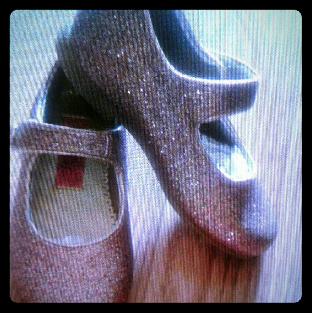 Sparkly pink kids shoes