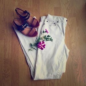 Price drop!!! White Jeans Christopher & Banks