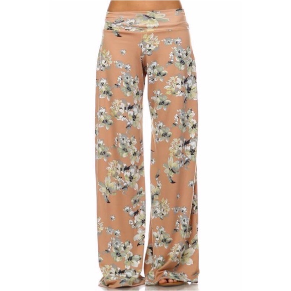 LAST ONE Peach Floral Wide Leg Lounge Pants - Picture 3 of 5