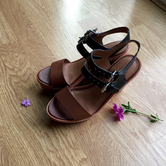 ๐ฅ๐ SALE!!! ๐ฅ๐๐ Brown platform sandals - Picture 3 of 5