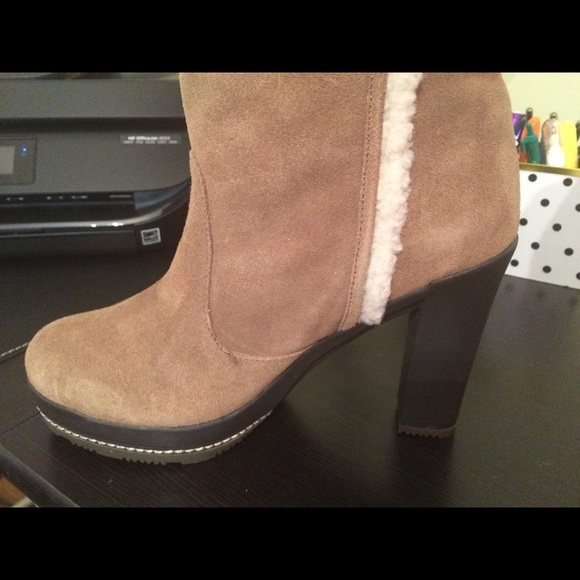 Kelsi Dagger 21 1/2" boots with heels!! - Picture 4 of 7