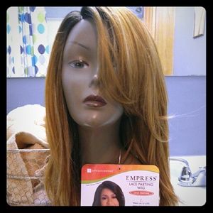 Sensationnel "Rita" wig